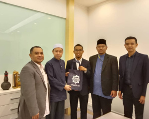 KUNJUNGAN_HORMAT_DELEGASI_HAL_EHWAL_ISLAM_MAYBANK_TANYALAHUSTAZ.COM_2