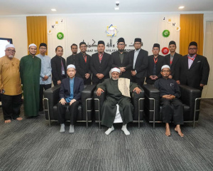 KUNJUNGAN_HORMAT_DR.ATIYYAH_MUSTAFA_AL-AZHARI_AL-MALIKI_7