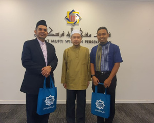 KUNJUNGAN_HORMAT_ISRA_RESEARCH_MANAGEMENT_CENTRE_KEPADA_MUFTI_WILAYAH_PERSEKUTUAN_2