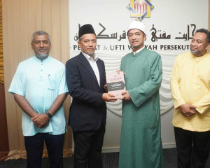 KUNJUNGAN_HORMAT_UIS_DAN_ISLAMI_6