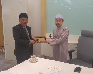 KUNJUNG_HORMAT_DARIPADA_DELEGASI_MASJID_PUTRA_PUTRAJAYA_2