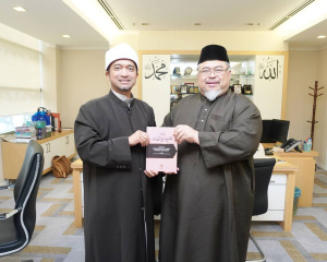 KUNJUNG_HORMAT_PEGAWAI_PENYELARAS_TAKMIR_2