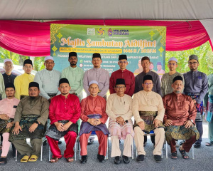 PROGRAM_1_PEMIMPIN_1_KAMPUNG_2