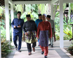 PROGRAM_TAUSIAH_LIL_DUAT_DAN_MUZAKARAH_MADANI_1