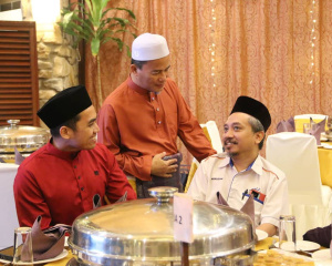 PROGRAM_TAUSIAH_LIL_DUAT_DAN_MUZAKARAH_MADANI_9
